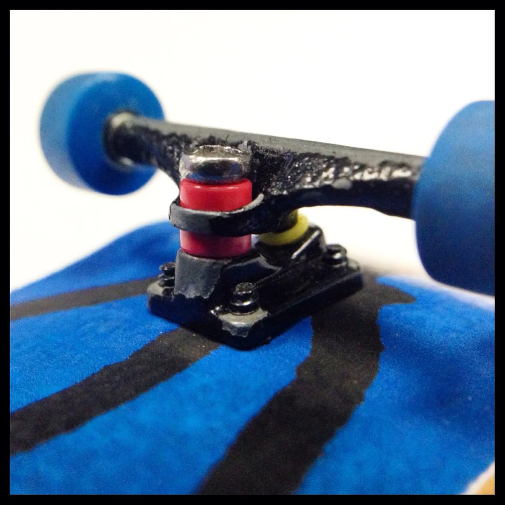 Level Up - Beta Bushings - Fluorescent Purple - Image 3